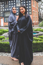 Load image into Gallery viewer, KUWAITI STYLE ABAYA | GREY |
