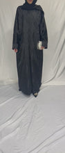 Load and play video in Gallery viewer, MODERN STRUCTURED ABAYA | BLACK |
