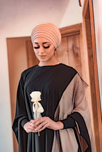 Load image into Gallery viewer, | TWO TONE CLOSED FRONT ABAYA WITH SIDE SPLIT |
