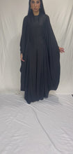 Load and play video in Gallery viewer, CLOSED BATWING NADA ABAYA | BLACK |
