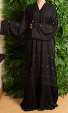 Load image into Gallery viewer, | PLEATED BOTTOM ABAYA |
